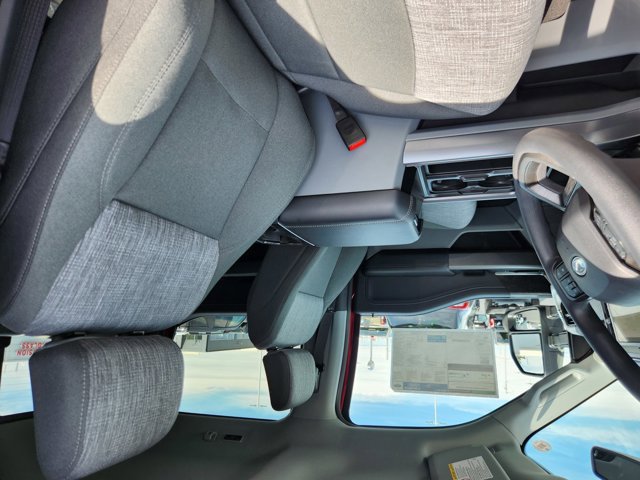 New 2026 Ford F250 XLT w/ XLT Premium Package image 17