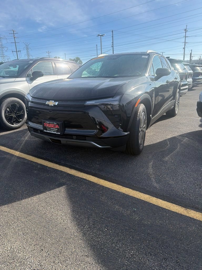 New 2026 Chevrolet Blazer EV LT AWD/4WD image 3