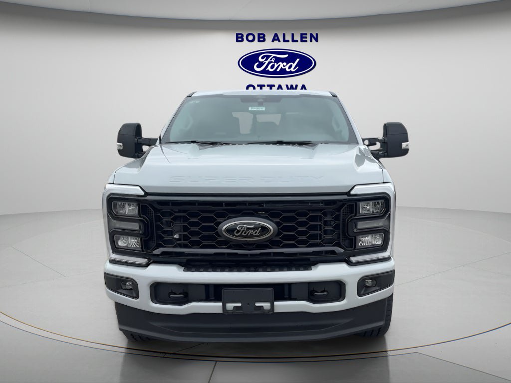New 2026 Ford F250 Lariat w/ Black Appearance Package AWD/4WD image 7