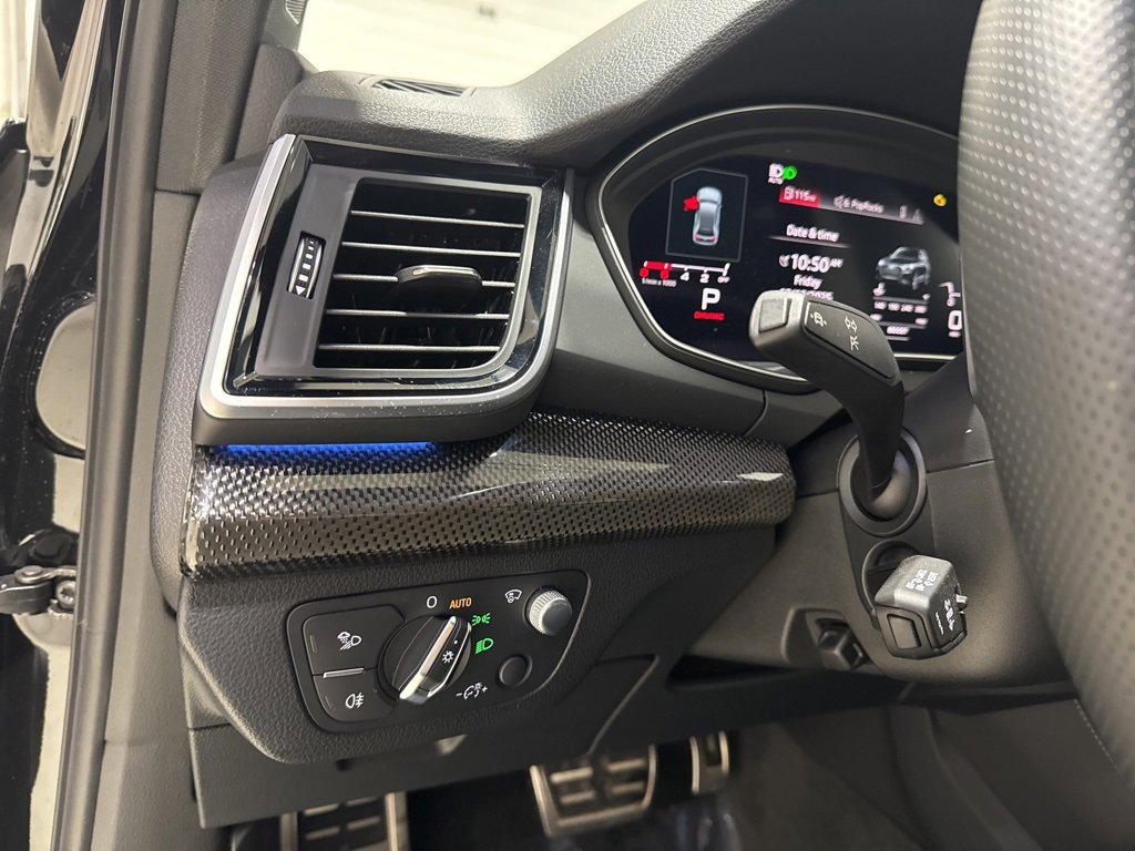 Used 2024 Audi SQ5 Prestige image 18