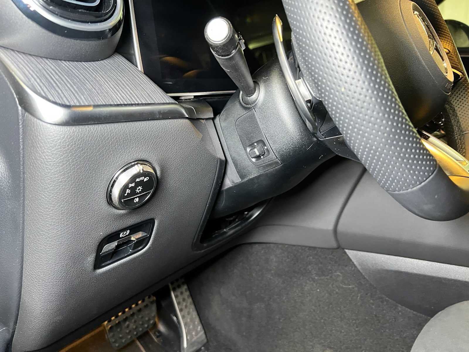 Used 2026 Mercedes-Benz GLC 43 AMG 4MATIC image 27