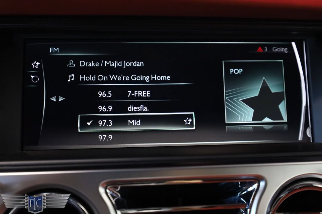 Used 2019 Rolls-Royce Wraith RWD image 29