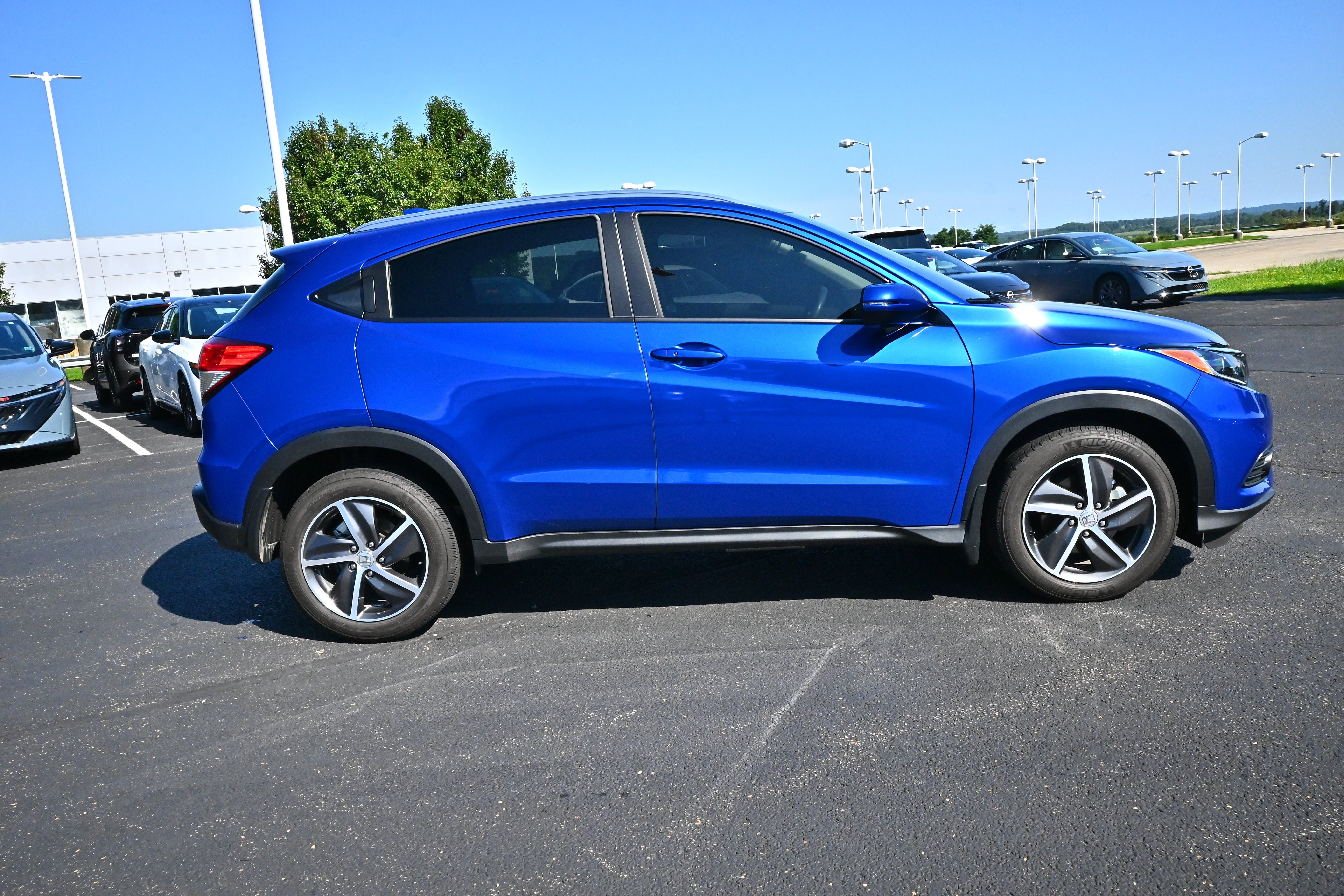 Used 2022 Honda HR-V EX image 5