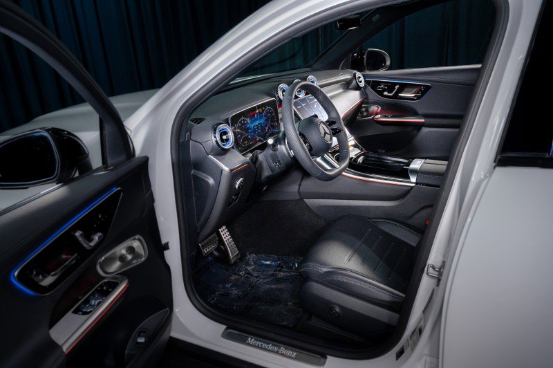 New 2026 Mercedes-Benz GLC 300 4MATIC image 10