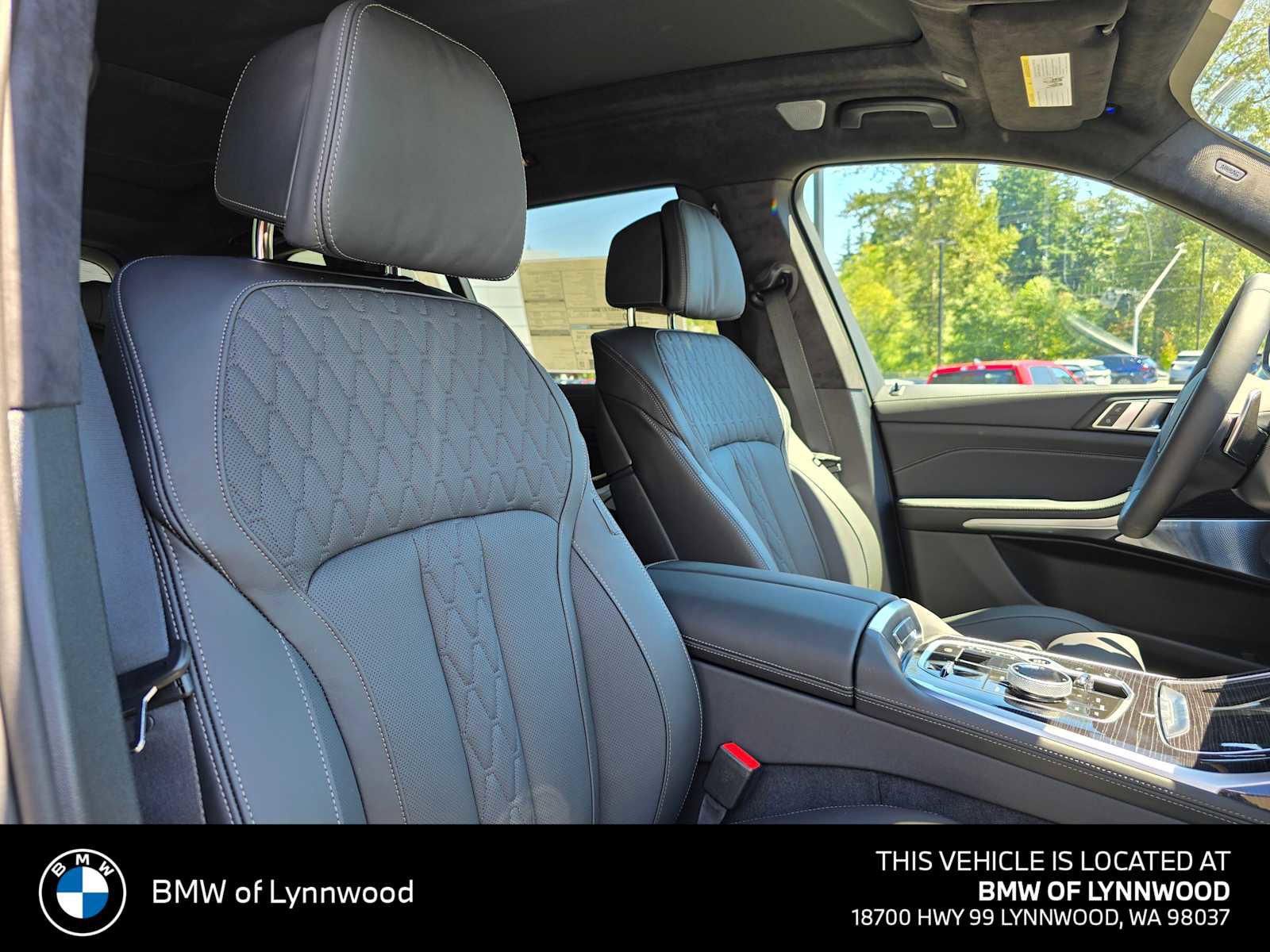 New 2026 BMW X7 M60i image 11