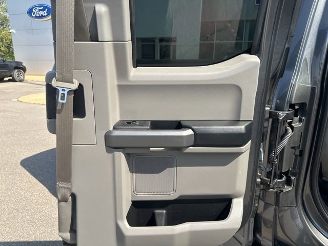 Used 2017 Ford F150 XLT image 9