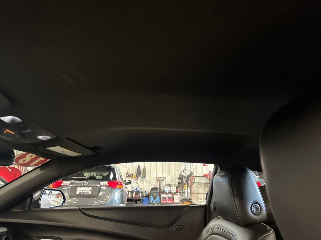 Used 2018 Chevrolet Camaro LT RWD image 13