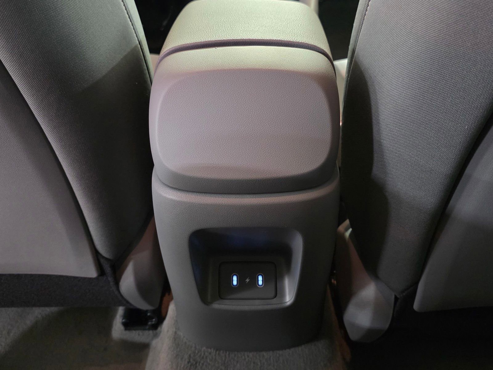 New 2026 Hyundai Elantra Blue FWD image 16