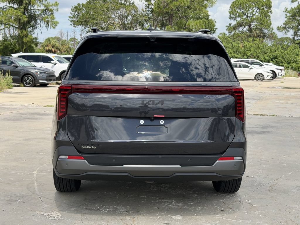 Certified 2026 Kia Carnival SX Prestige FWD image 5