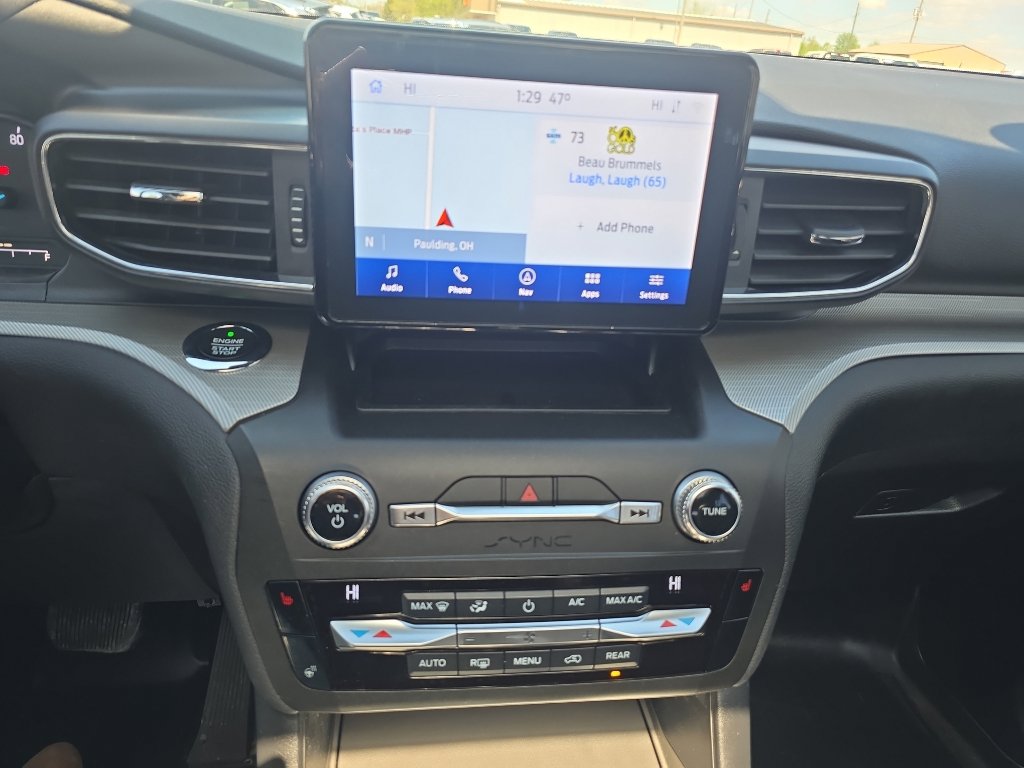 Used 2020 Ford Explorer XLT w/ Equipment Group 202A AWD/4WD image 29