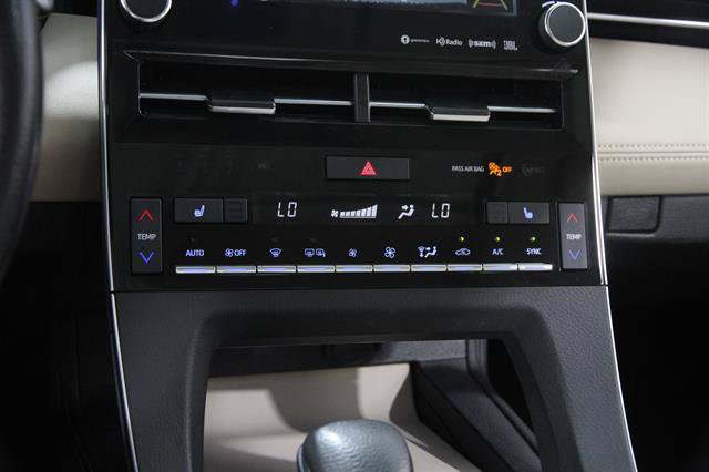 Used 2019 Toyota Avalon XLE w/ Moonroof Package FWD image 13