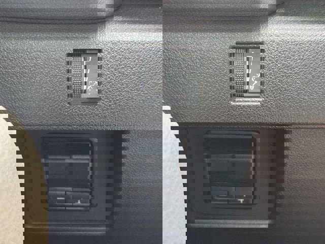 Used 2025 GMC Canyon Denali image 22