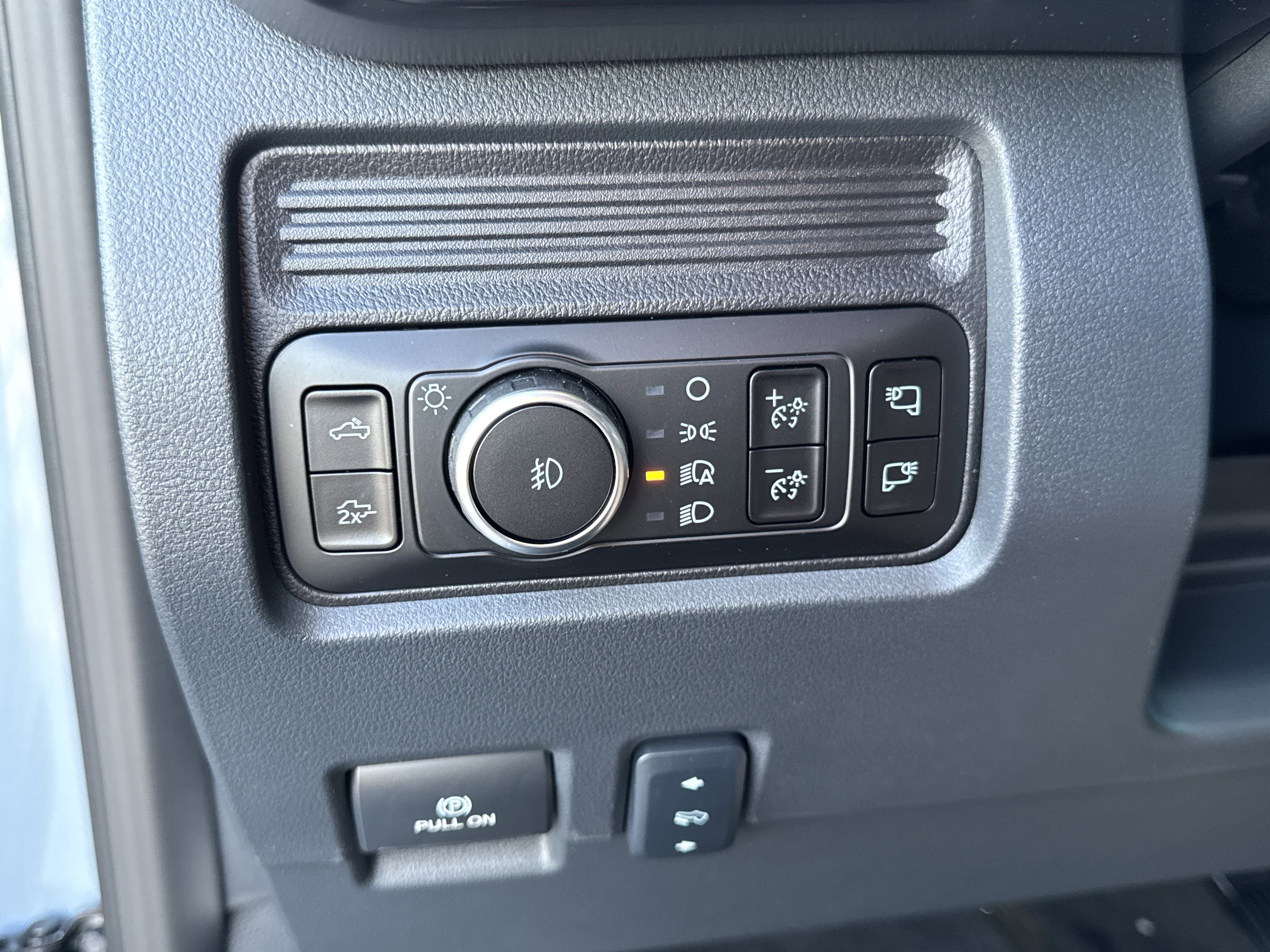 New 2026 Ford F250 4x4 Crew Cab Super Duty image 35