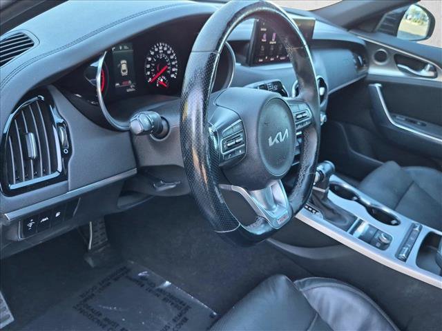 Used 2022 Kia Stinger GT1 AWD/4WD image 12