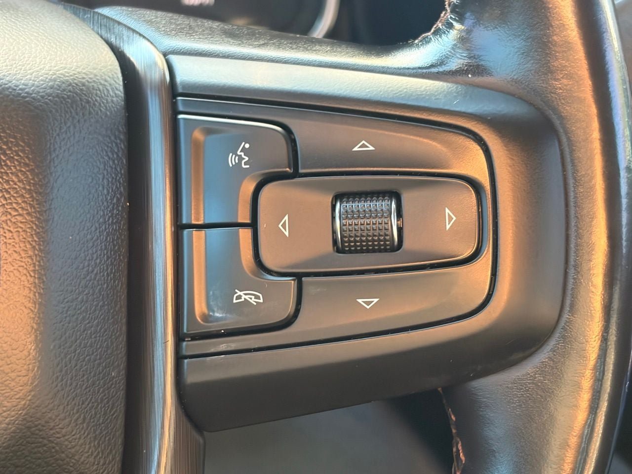 Used 2021 GMC Sierra 1500 AT4 w/ AT4 Value Package AWD/4WD image 26