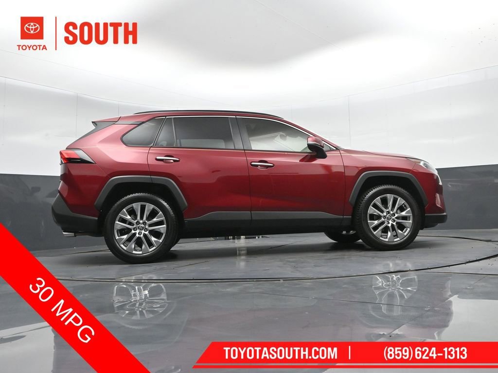 Used 2020 Toyota RAV4 Limited w/ Limited Grade Weather Package FWD image 40