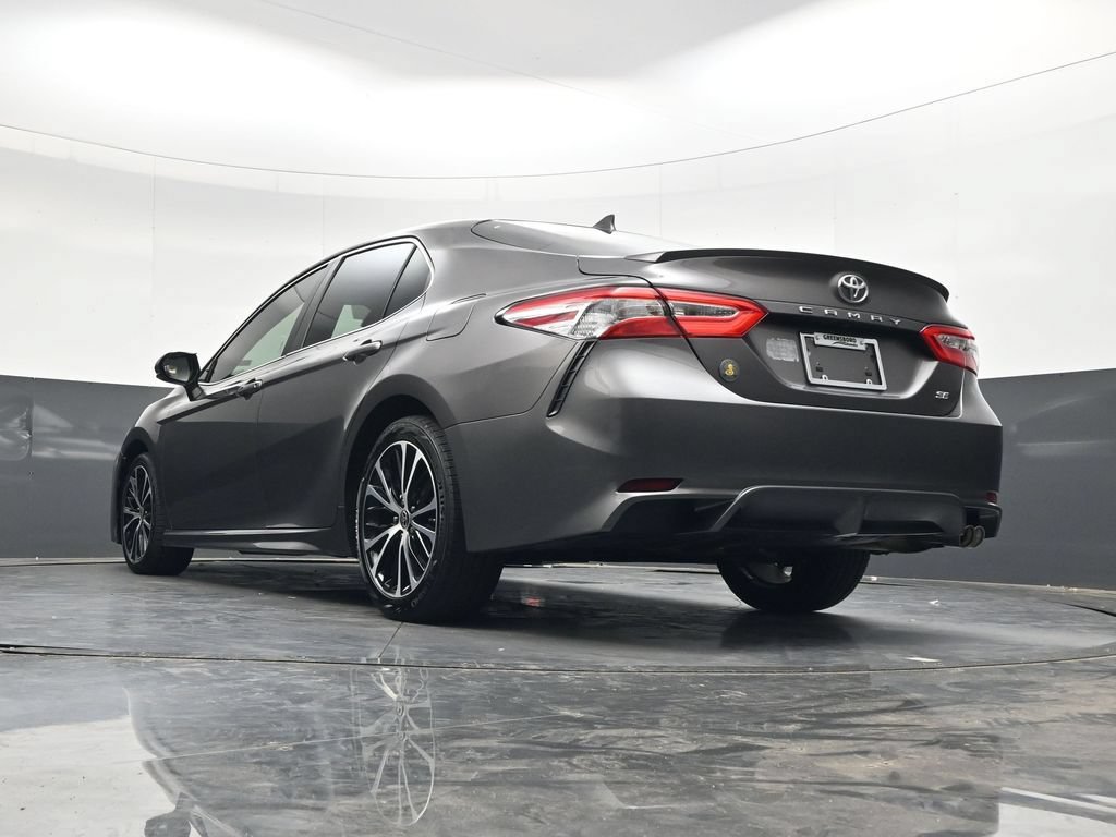 Used 2020 Toyota Camry SE FWD image 30
