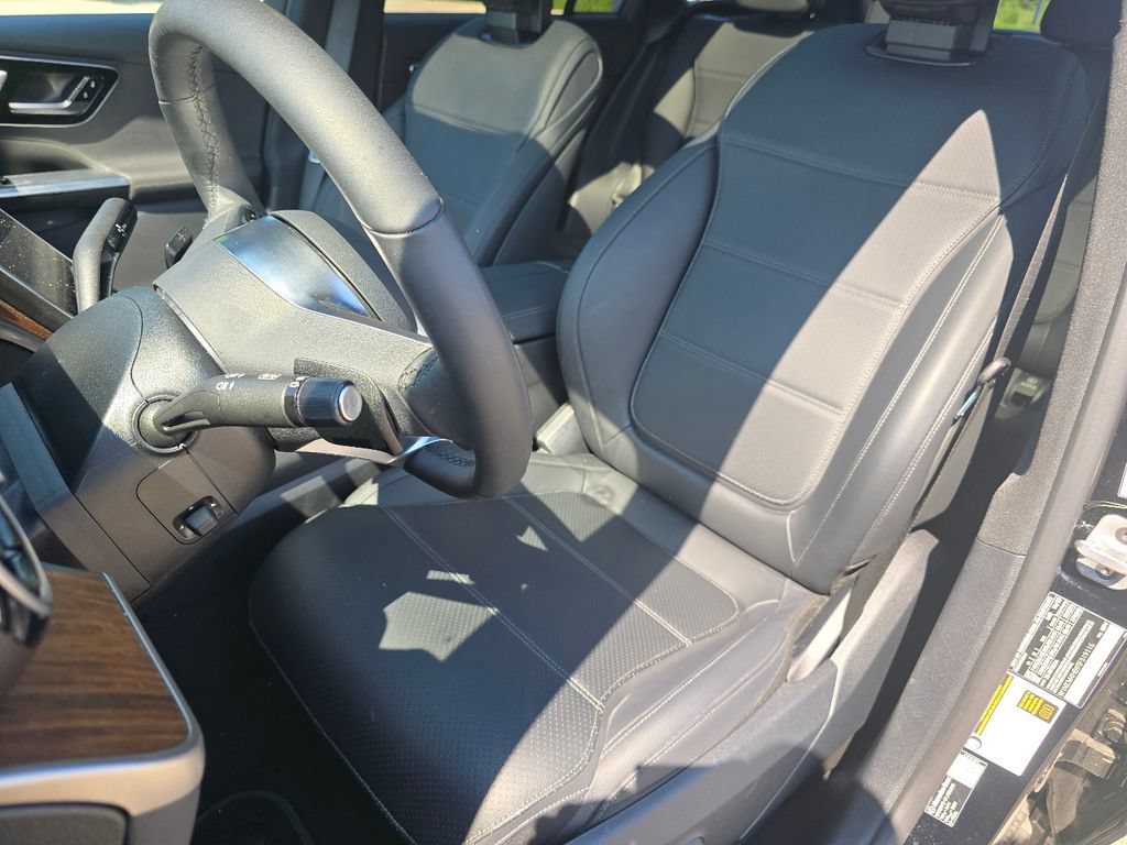 Certified 2026 Mercedes-Benz GLC 300 4MATIC image 25