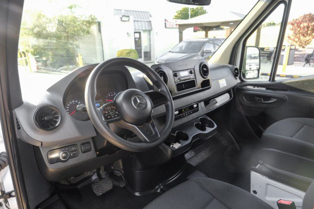 Used 2020 Mercedes-Benz Sprinter 2500 image 16