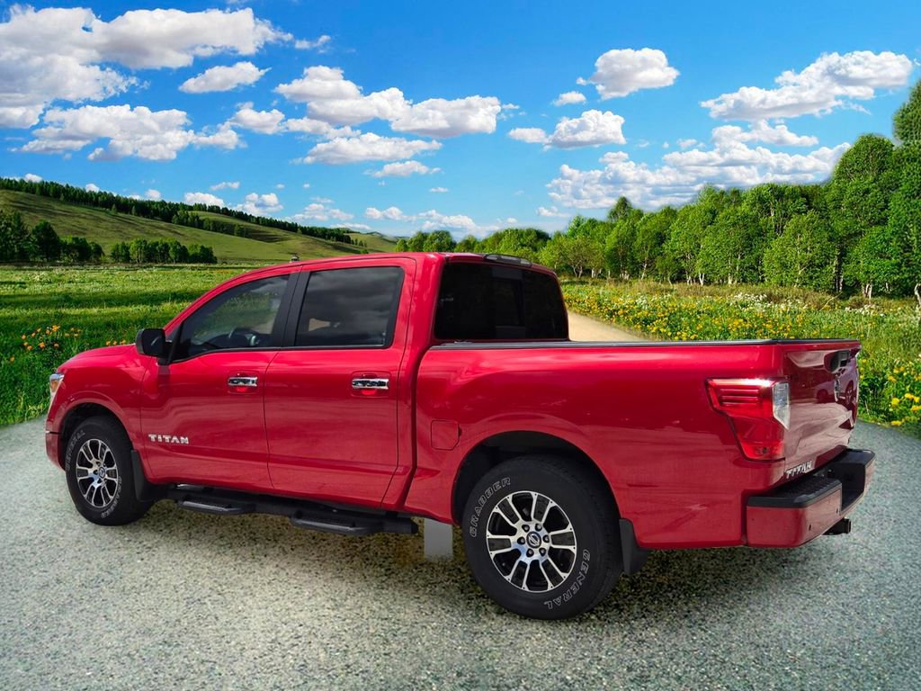 Used 2021 Nissan Titan SV w/ SV Convenience Package RWD image 4