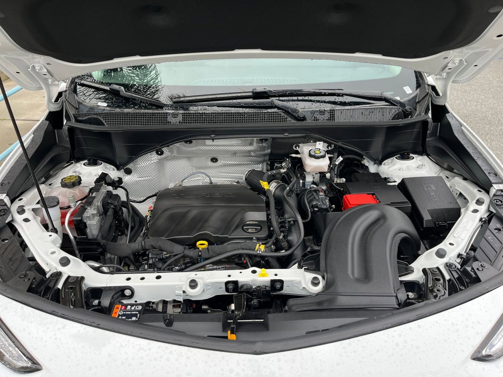 Used 2025 Buick Encore GX Preferred image 32