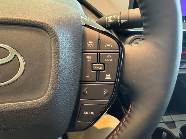 New 2025 Toyota Prius Plug-In Hybrid image 23