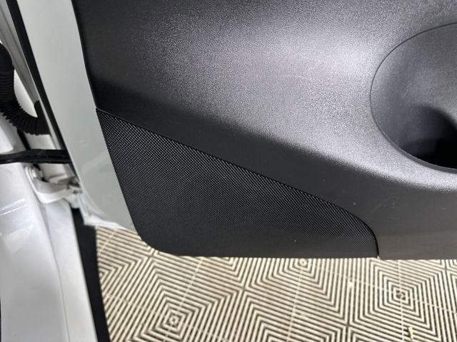 Used 2021 Tesla Model Y Long Range image 28