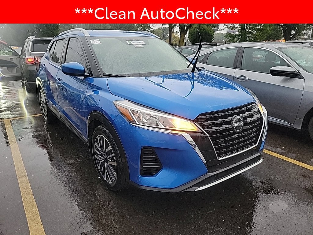 Used 2022 Nissan Kicks SV FWD image 3