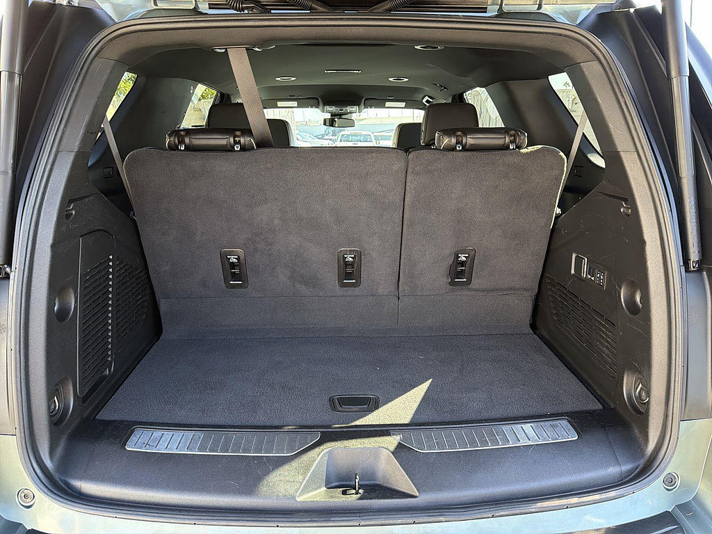 Used 2024 Chevrolet Tahoe Premier RWD image 25
