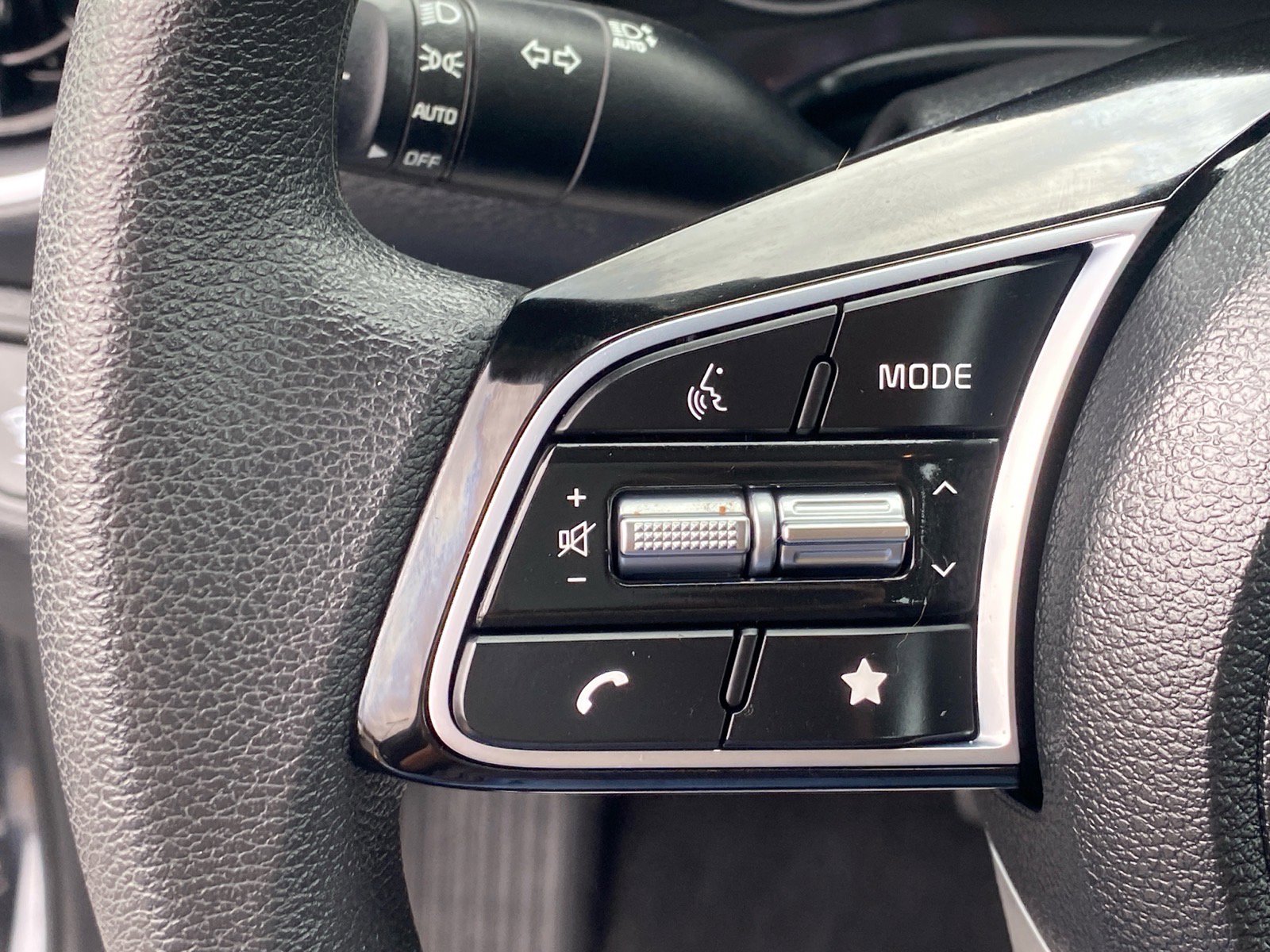 Certified 2023 Kia Forte LXS image 17