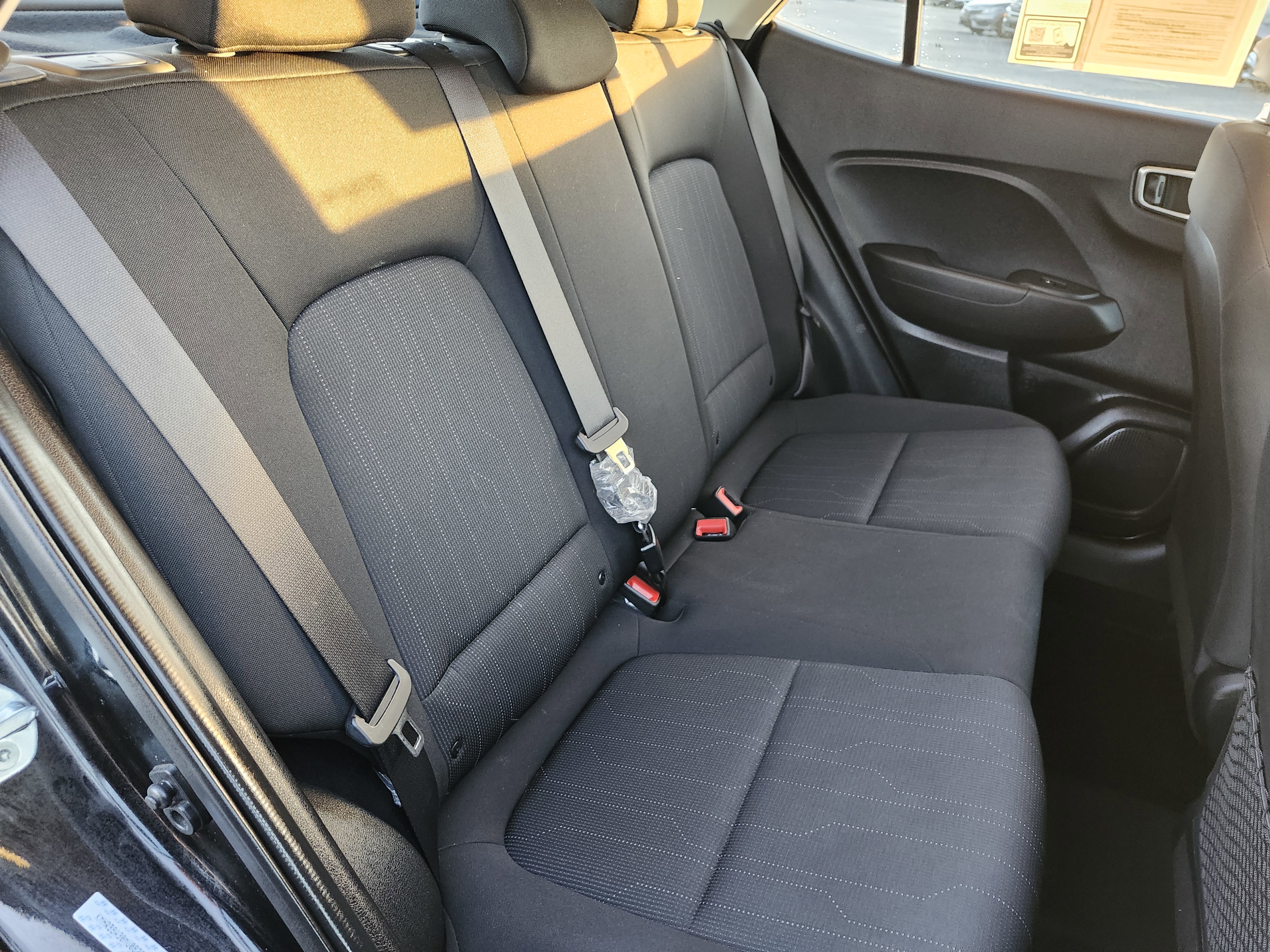 Used 2021 Hyundai Venue SE image 13