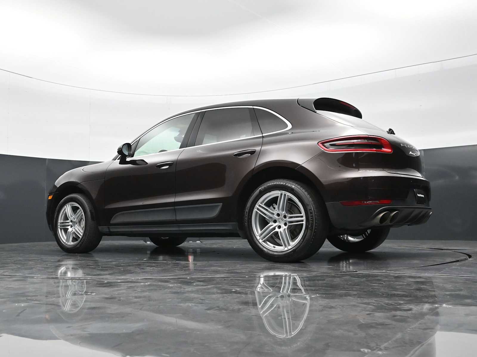 Used 2016 Porsche Macan S AWD/4WD image 38