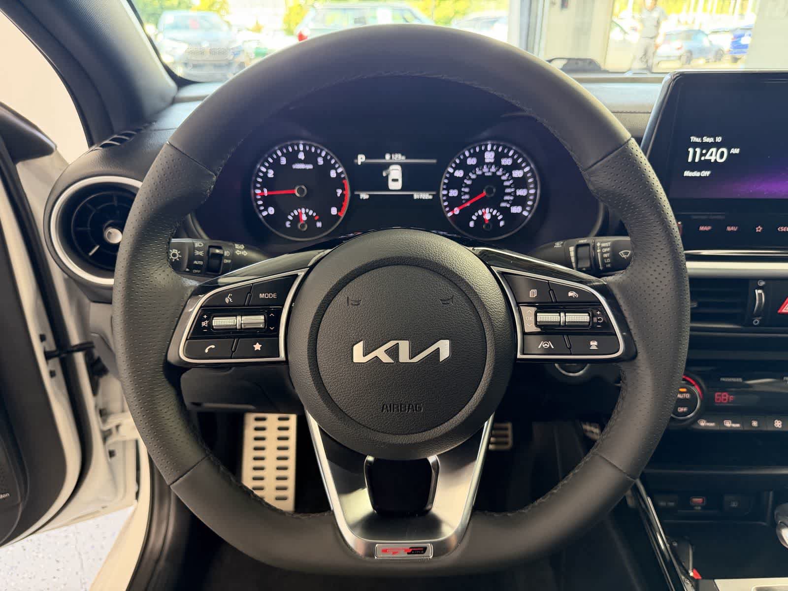Used 2024 Kia Forte GT-Line w/ GT-Line Premium Package FWD image 17