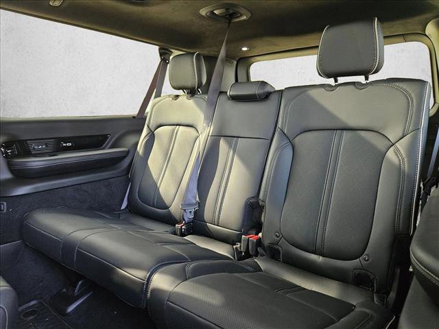 Used 2025 Jeep Grand Wagoneer L Series II Obsidian w/ Quick Order Packagew 28T image 24