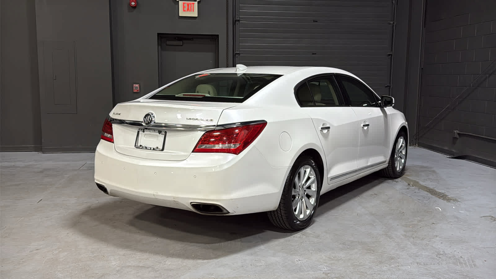 Used 2015 Buick LaCrosse Leather FWD image 4