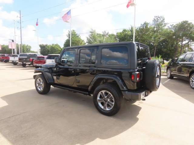 Used 2022 Jeep Wrangler Unlimited Sahara w/ Cold Weather Group AWD/4WD image 14