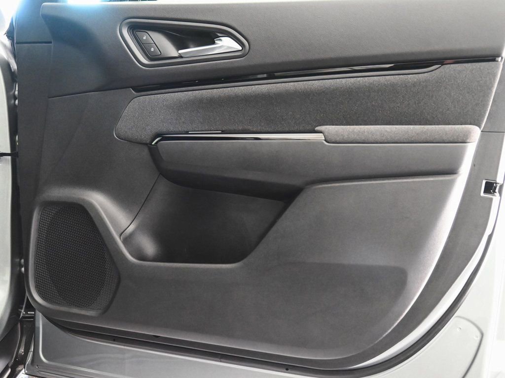 Used 2025 Honda Prologue EX image 10