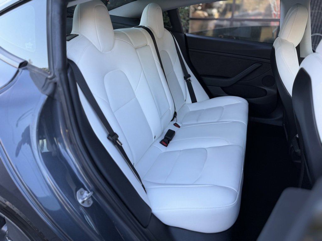 Used 2022 Tesla Model 3 Long Range image 39