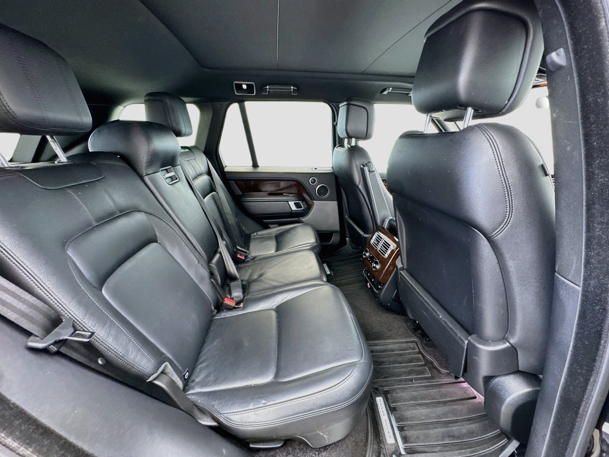 Used 2021 Land Rover Range Rover AWD/4WD image 19