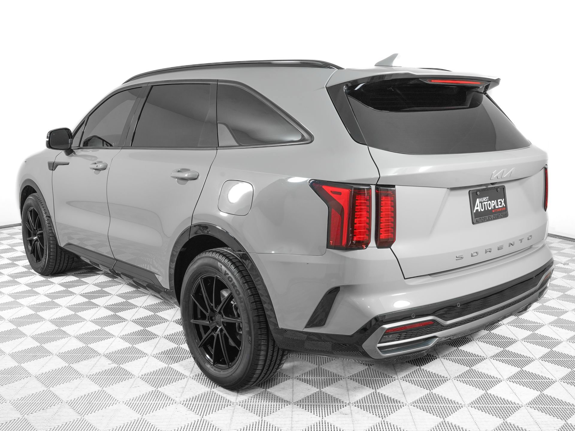 Used 2022 Kia Sorento EX w/ Panoramic Sunroof Package image 7