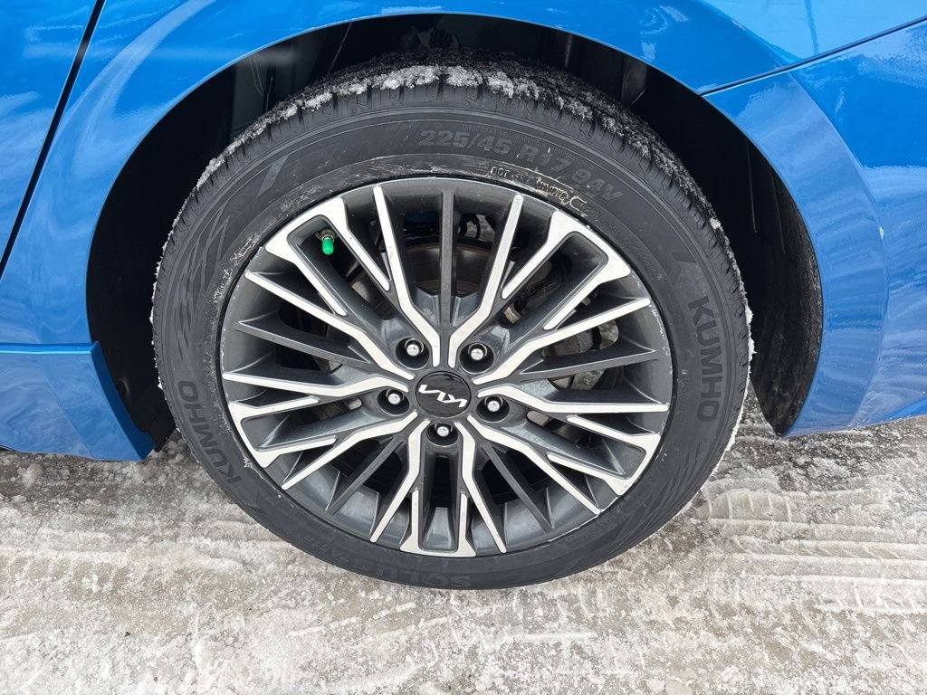 Used 2023 Kia Forte GT-Line w/ GT-Line Technology Package image 25