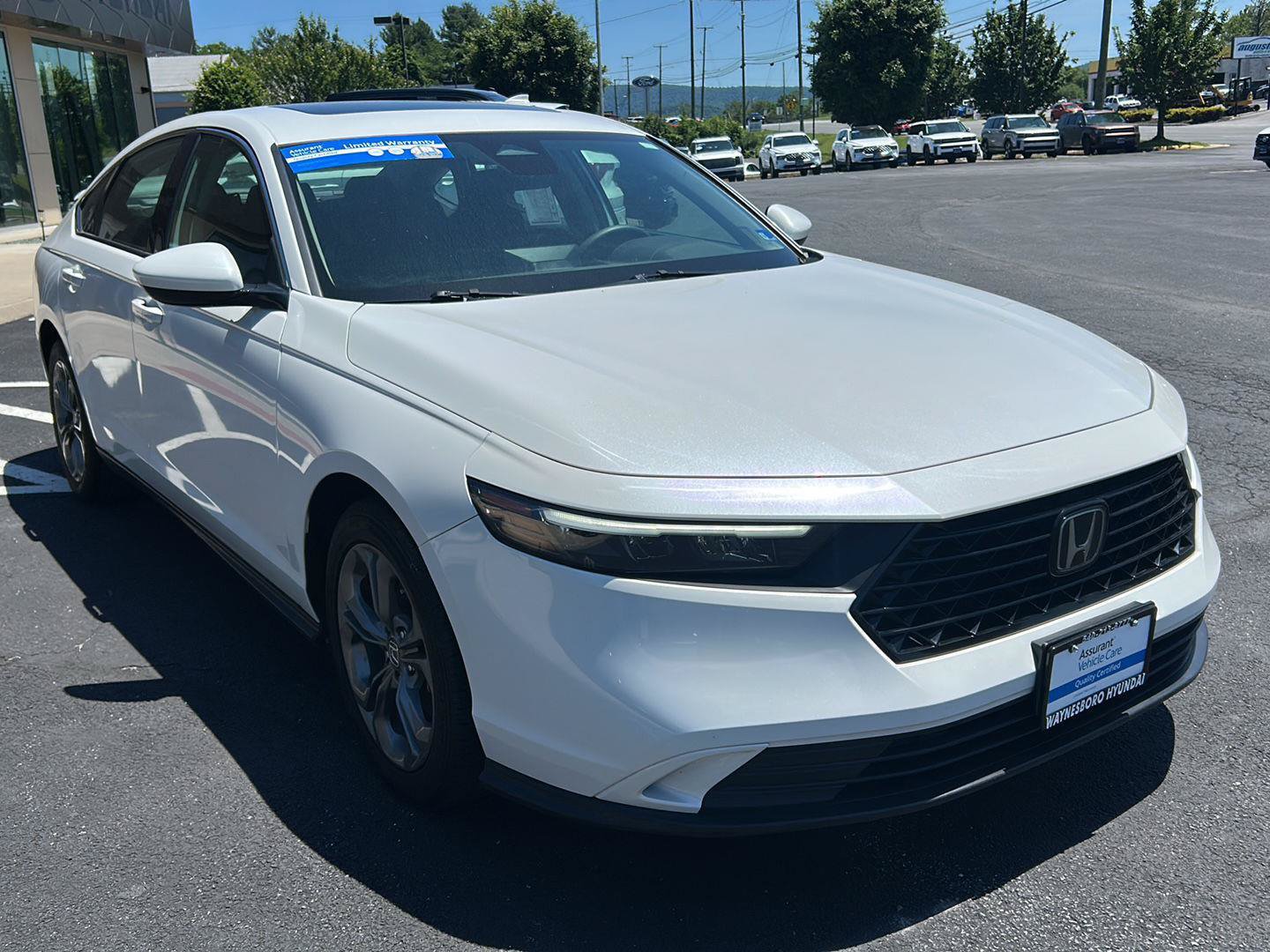 Used 2024 Honda Accord EX image 10