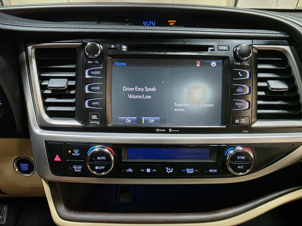 Used 2015 Toyota Highlander Limited AWD/4WD image 35