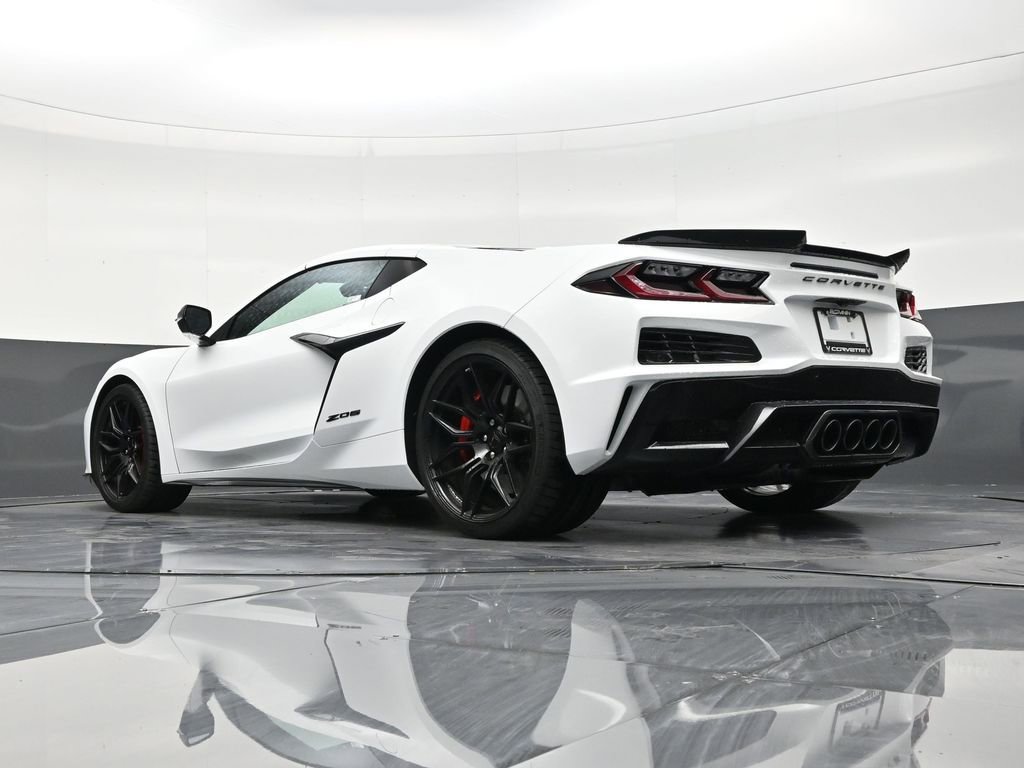 Used 2026 Chevrolet Corvette Z06 image 23