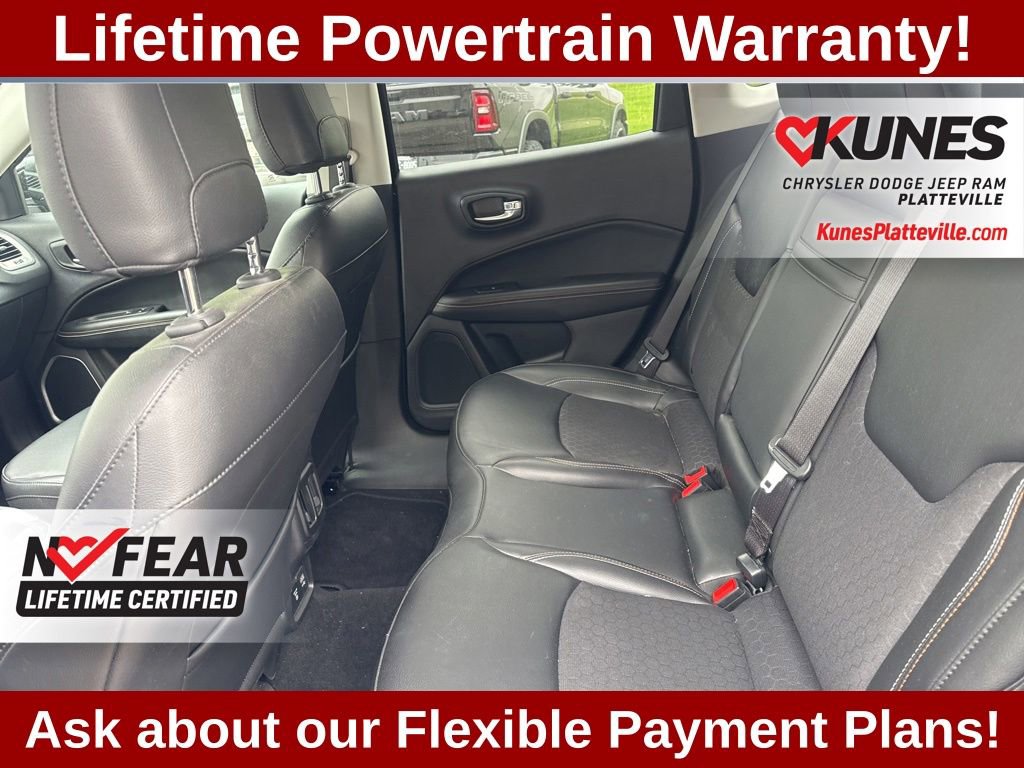 Used 2019 Jeep Compass Latitude w/ Popular Equipment Group FWD image 20