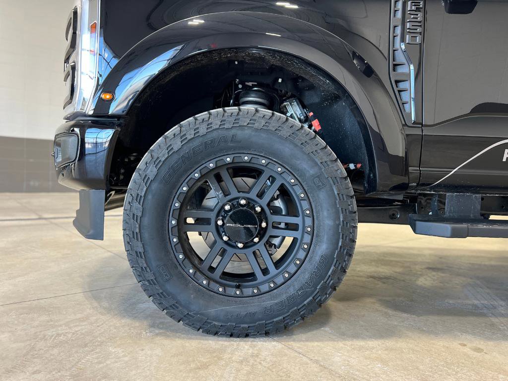 New 2026 Ford F350 Lariat w/ Black Appearance Package image 16