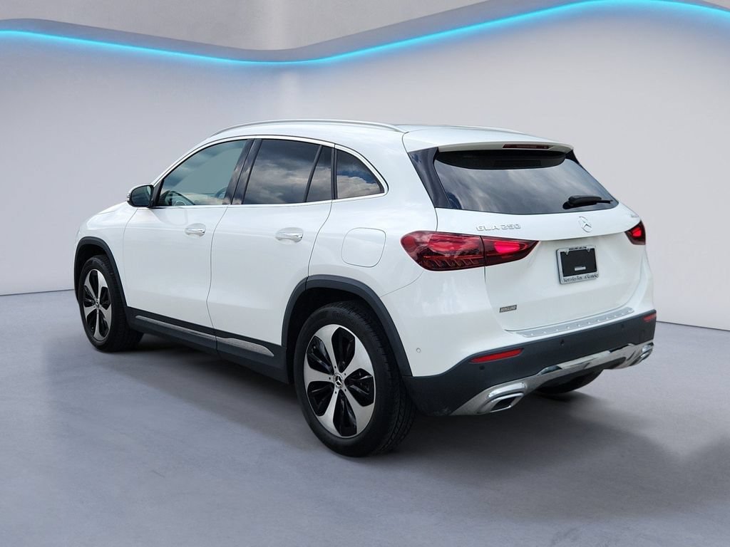 Certified 2026 Mercedes-Benz GLA 250 4MATIC image 5
