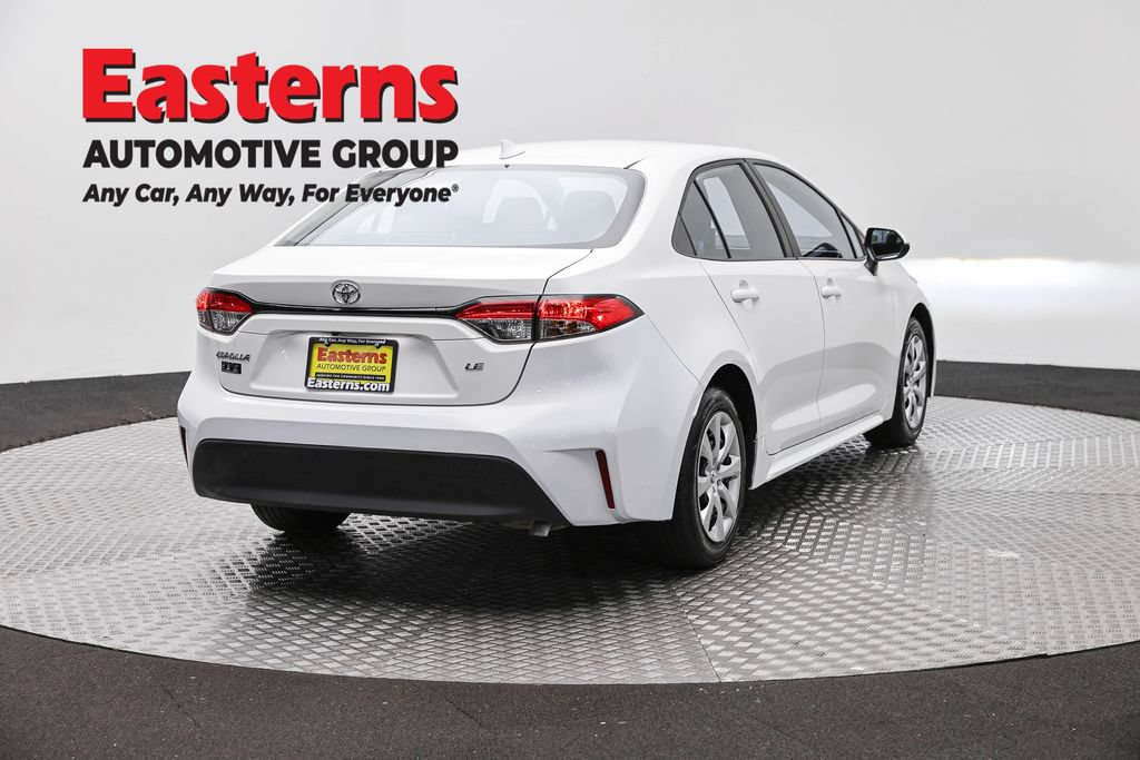 Used 2024 Toyota Corolla LE FWD image 5