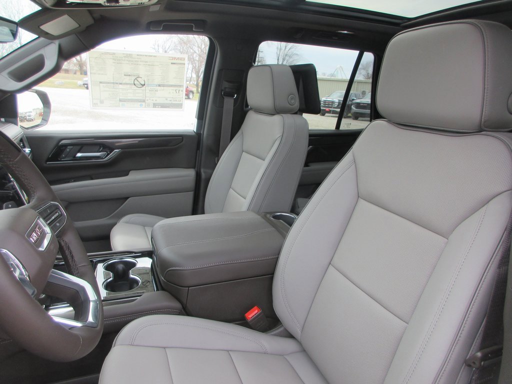 New 2026 GMC Yukon Elevation w/ Elevation Premium Package image 13