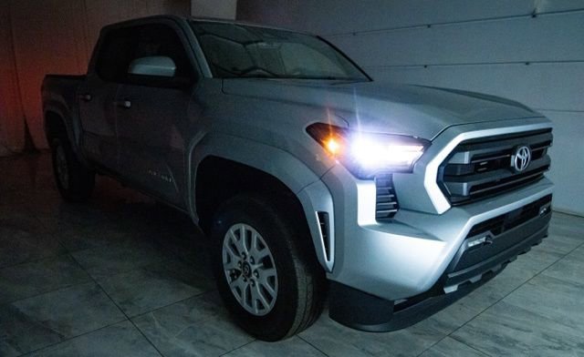 Used 2024 Toyota Tacoma SR5 image 37